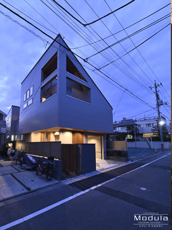 杉並区上荻3丁目 新築分譲住宅｜夜の外観(2026.3撮影)